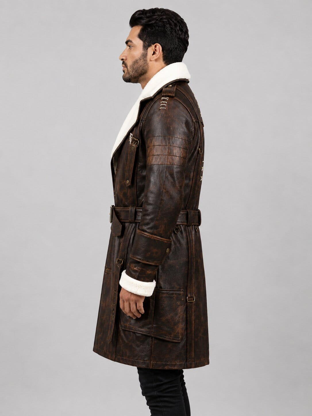 Side profile of Elder Maxson cosplay leather battlecoat by avanzar leather.
