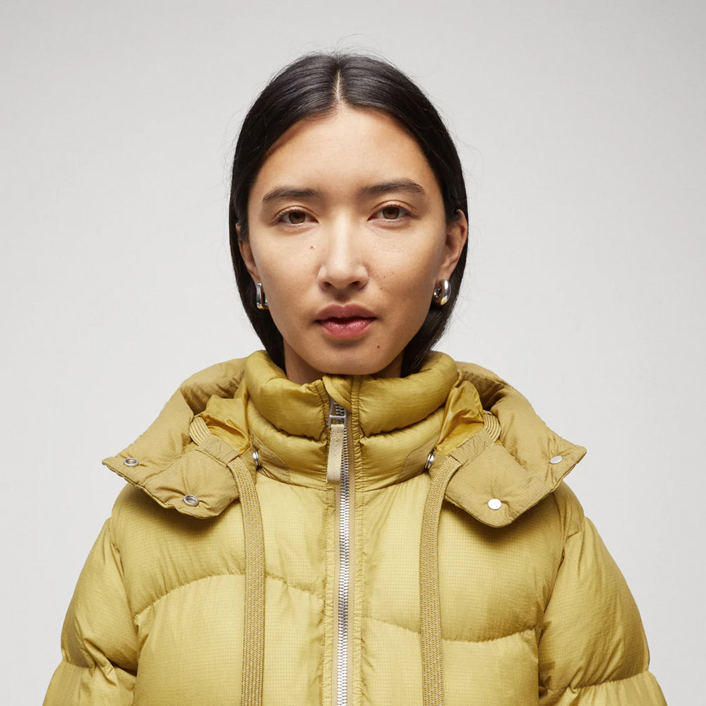 Women's Simple Yellow Puffer Jacket for Everyday Style